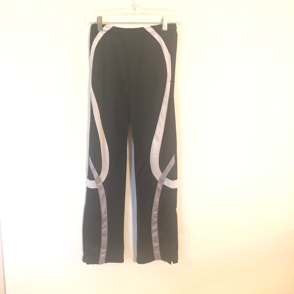 GTM Youth Warm Up Pants Size L
